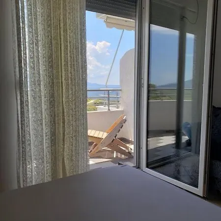 Vista Mare & Fiume * ساراندا